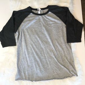 Live and Tell baseball style shirt, YOUTH LARGE